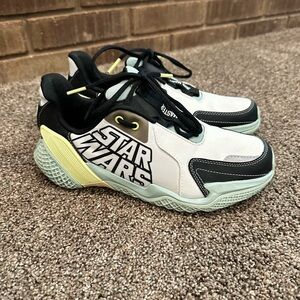 Adidas x Star Wars 4UTURE Runner J "Yoda" Jedi Master Youth Sneakers Size 6